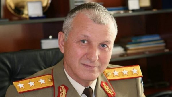 România ar putea fi nevoită să reintroducă serviciul militar obligatoriu
