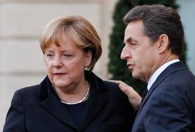 Cuplul franco-german, supranumit &quot;Merkozy&quot;, la c&acirc;rma Europei.