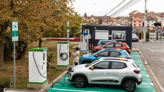 Peste 45.000 de mașini electrice, pe șoselele din România