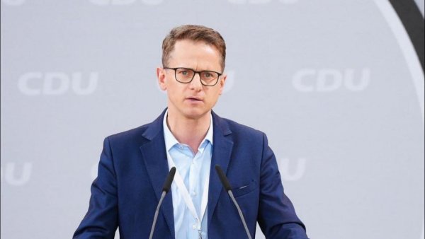 CDU: Nu se poate să conduci Germania cu 14% încredere