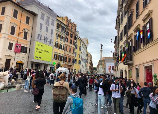 Italia: Continua lo sciopero dei taxisti, scontenti della concorrenza con Uber |  Nel mondo