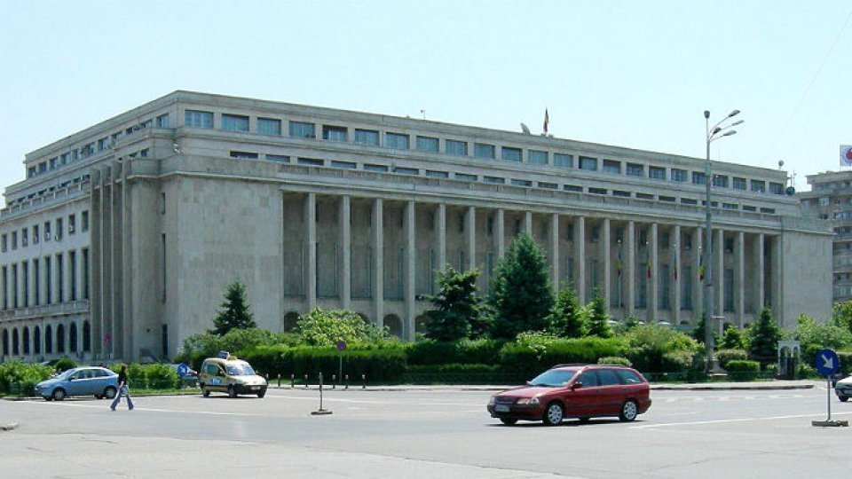 Executivul a trimis la CSM, spre avizare, noul proiect de lege privind pensiile magistraţilor