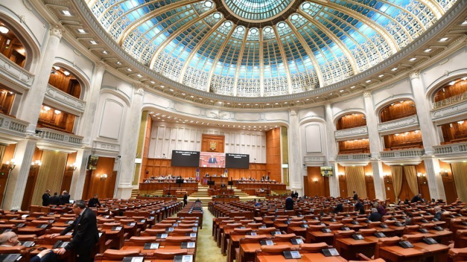 Proiectul bugetului de stat aferent anului 2025 intră miercuri în dezbaterea plenului reunit al Parlamentului