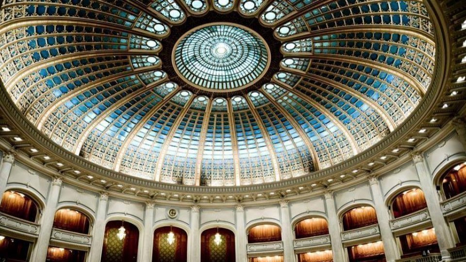 Votul final la buget este aşteptat vineri după-amiază, cu o zi mai târziu faţă de calendarul stabilit iniţial