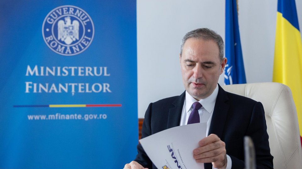 La sfârșitul lunii trecute, deficitul bugetar al României a fost de 6,4 la sută din PIB