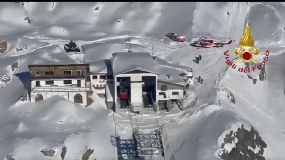 Oana Țoiu: Trei români evacuați în siguranță din telecabina blocată la Macugnaga, Italia