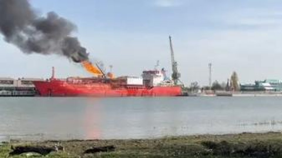 Stare de alertă în judeţul Tulcea: 15 persoane din satul Plauru, evacuate preventiv