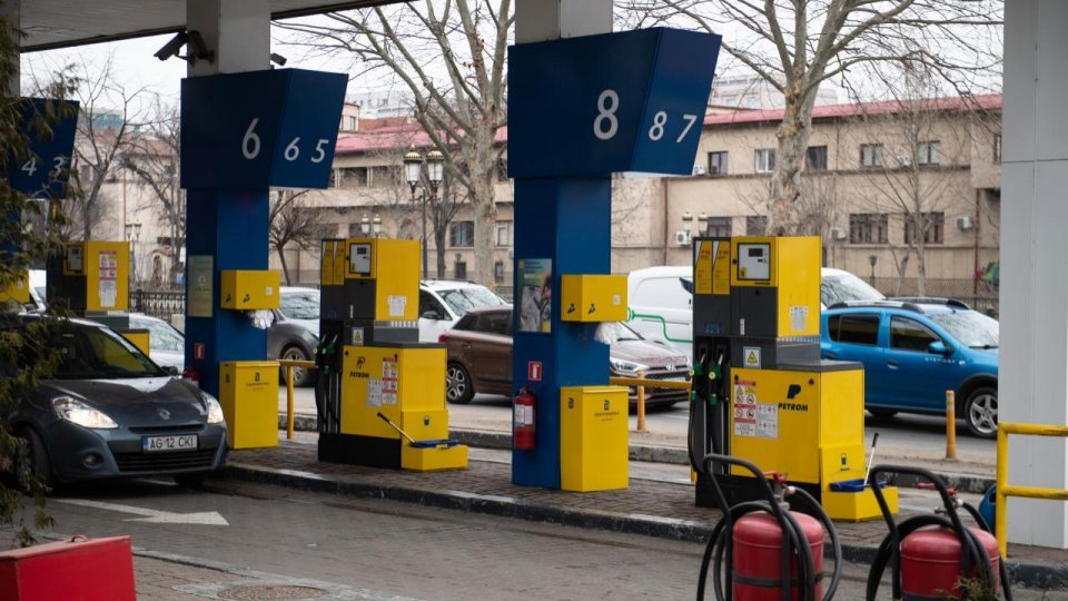 Ministerul Energiei pregătește măsuri pentru a limita scumpirea carburanților