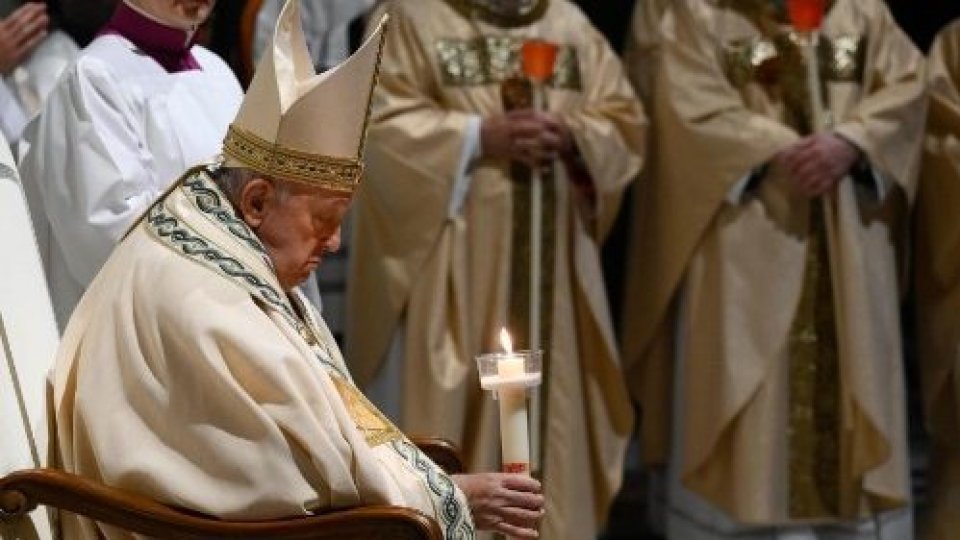 Starea de sănătate a Suveranului Pontif este critică