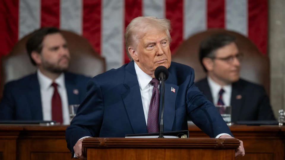 Preşedintele SUA, Donald Trump, a anunțat noi taxe vamale globale de 10%