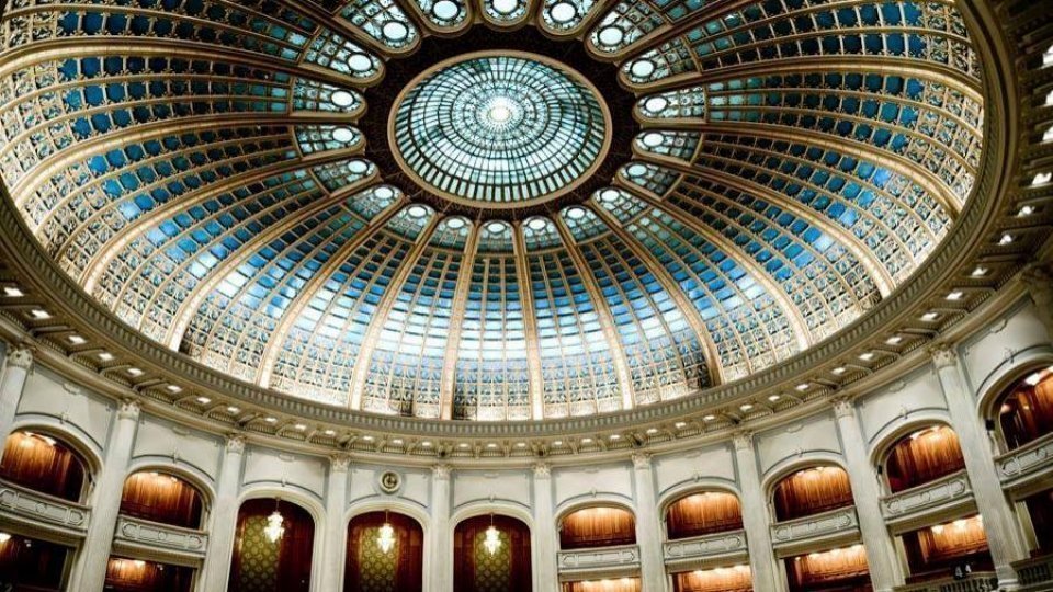 Proiectul de lege privind eliminarea pensiilor speciale pentru aleşii locali