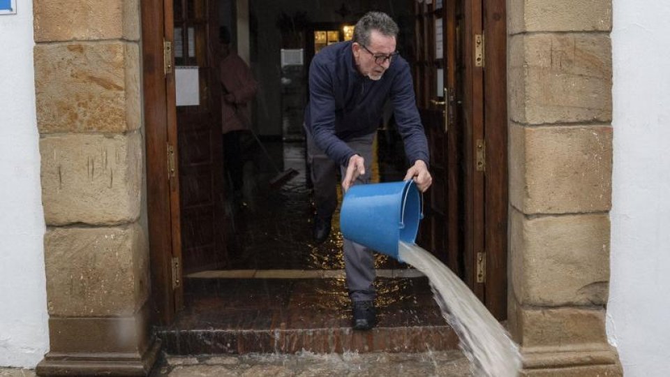 Furtuna Leonardo provocă inundații în Peninsula Iberică