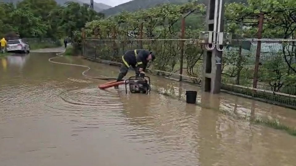 Alerte de posibile inundații pe râuri din Maramureş, Crișana, Banat şi Oltenia