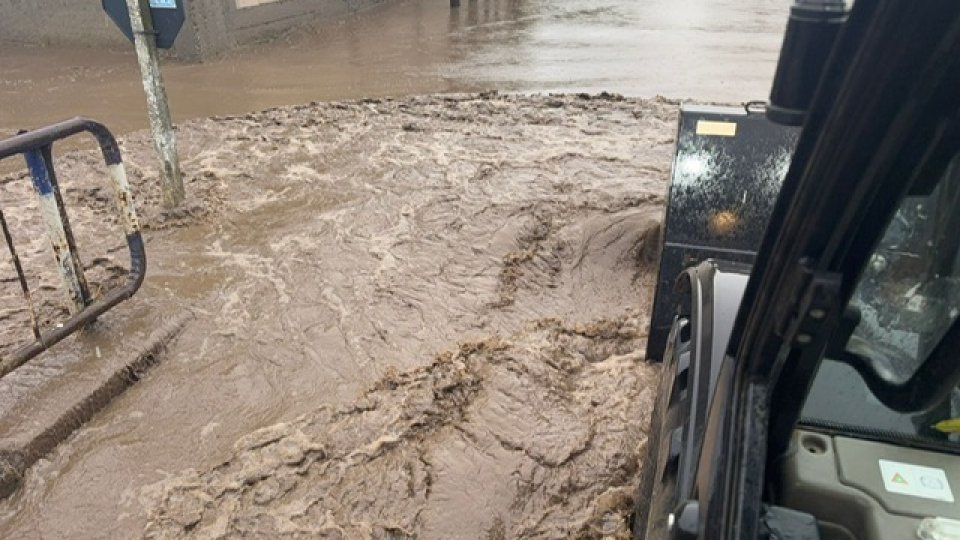 Cod portocaliu de inundaţii