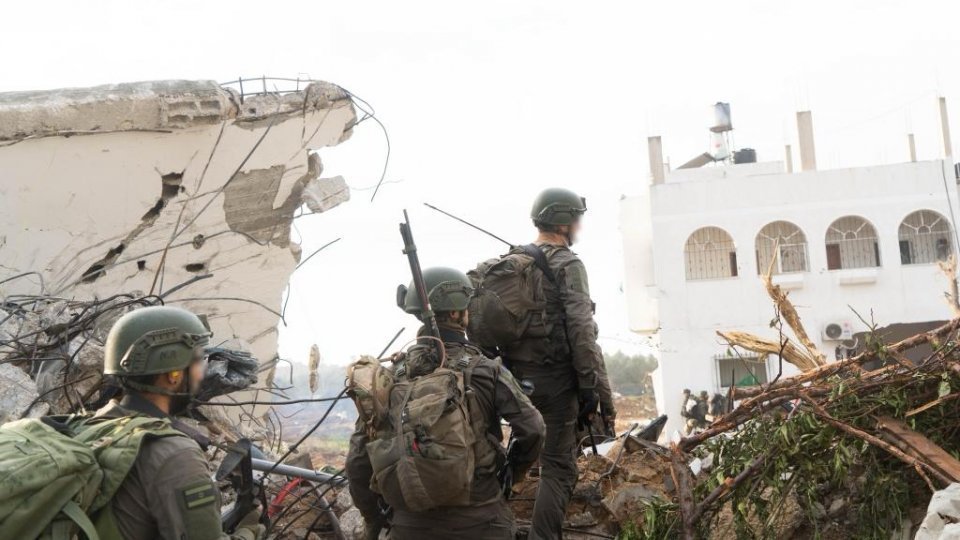Armata israeliană a declanşat o nouă operaţiune militară în centrul Fâşiei Gaza