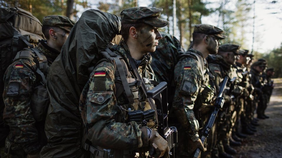 Germania îşi intensifică eforturile de consolidare a securităţii interne şi externe
