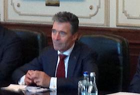 Secretarul general al NATO Anders Fogh Rasmussen la Bucureşti.