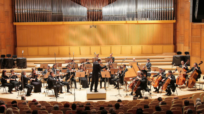 Orchestra de Cameră Radio.