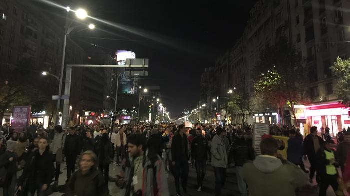 Manifestație &icirc;mpotriva clasei politice la București, 3-4 noiembrie 2015.