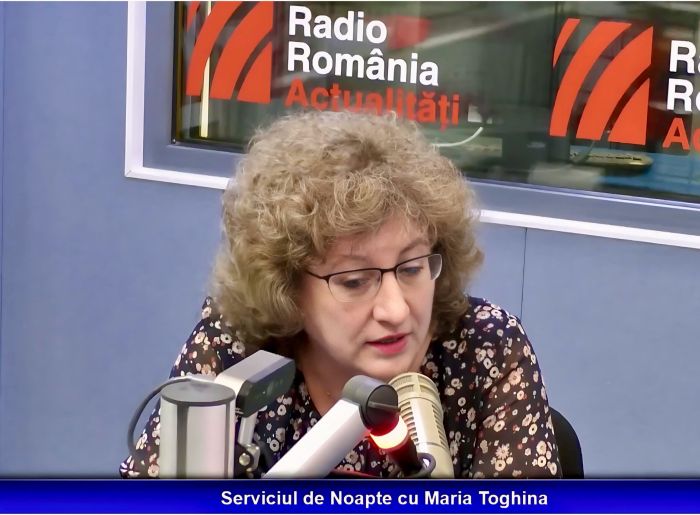 Prof.univ.dr. Diana Păun, medic endocrinolog, în studioul Serviciului de noapte, alături de Maria Țoghină,  realizatoarea emisiunii.