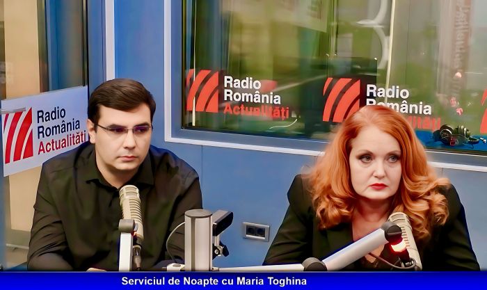 Medicii Cristina Berteanu și Octavian Andronic în studioul emisiunii Serviciul de noapte cu Maria Țoghină.