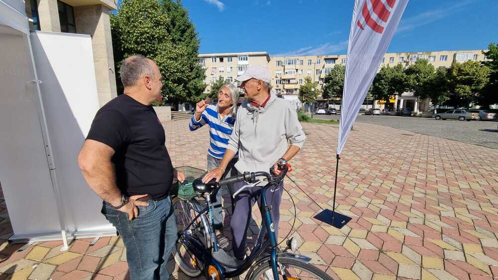 Ascultători alături de echipa Matinalilor RRA.