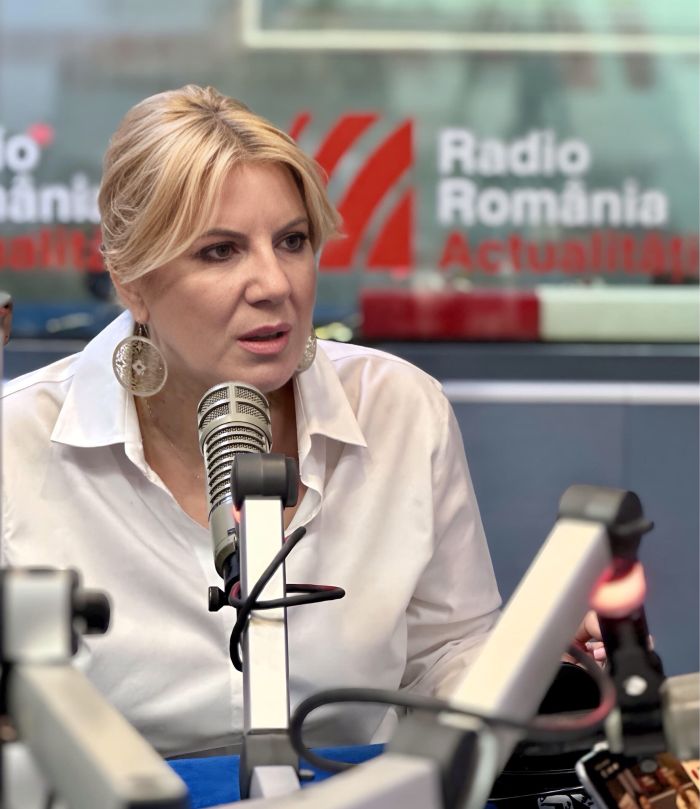 Cristina Chiriac, președinta CONAF, în studioul emisiunii Serviciul de noapte cu Maria Țoghină.